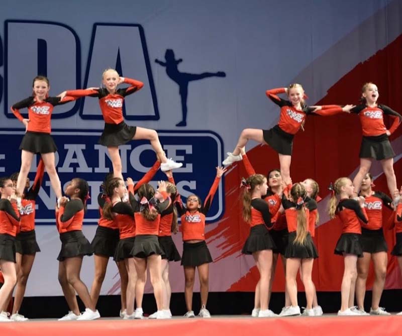 competitive-cheerleading2